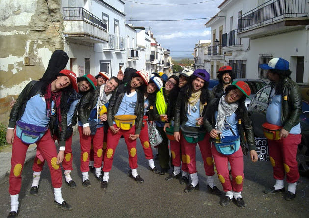 2011 Los que Viven por la Gorra 1
